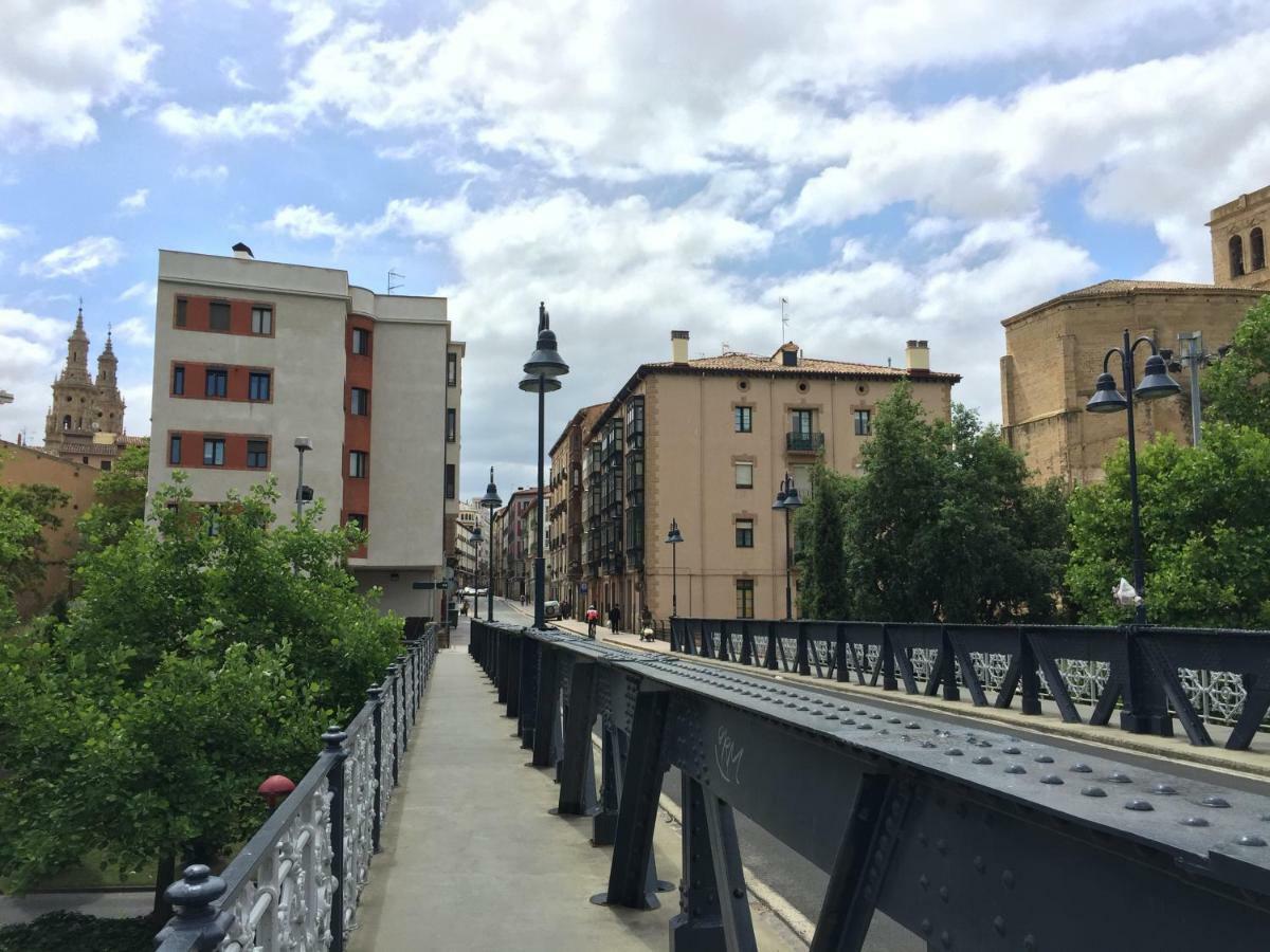 Centro Historico - Muralla Revellin Logroño Exterior foto